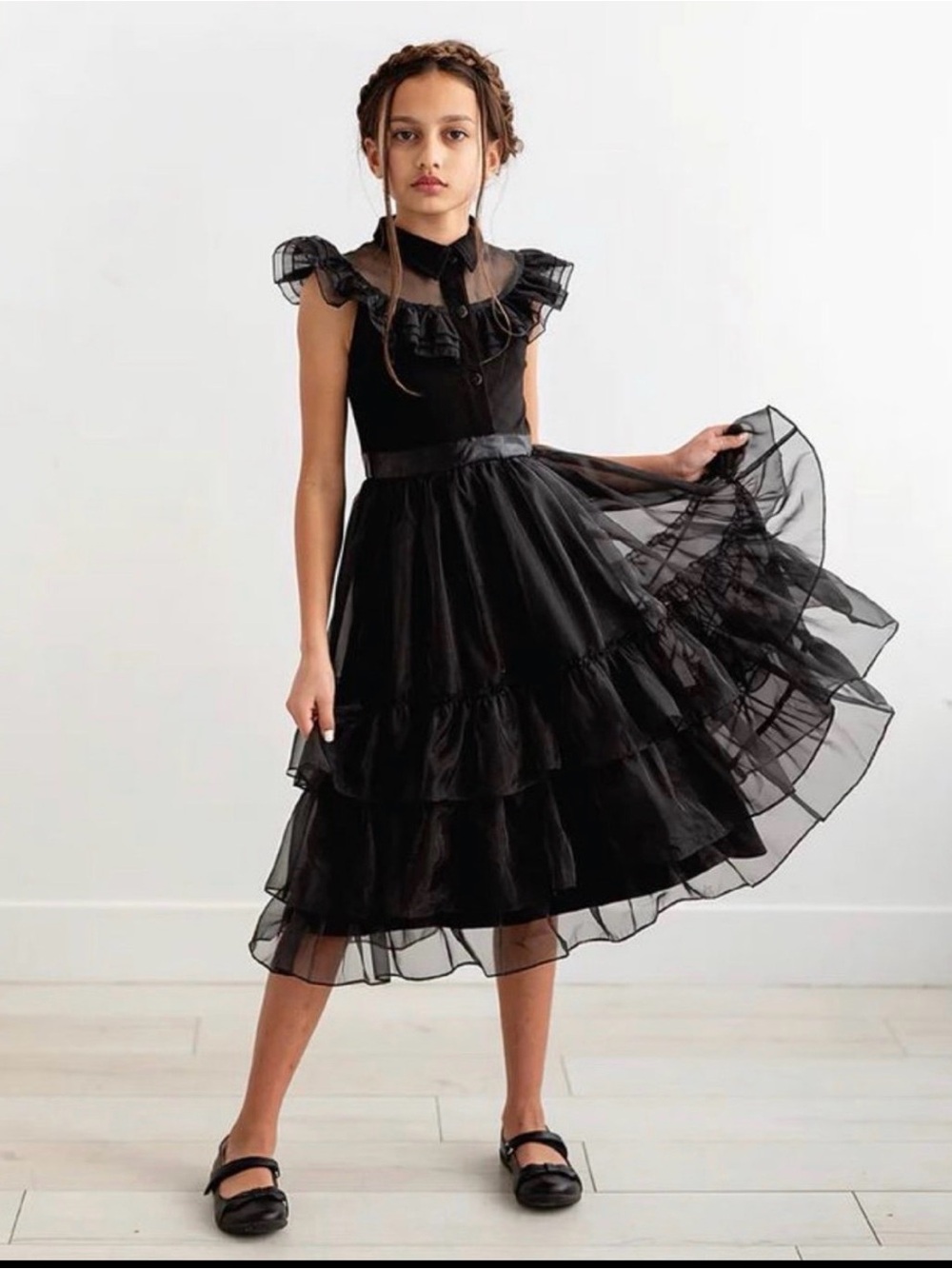 Taylor Joelle  Wednesday Dress size 8 NWT